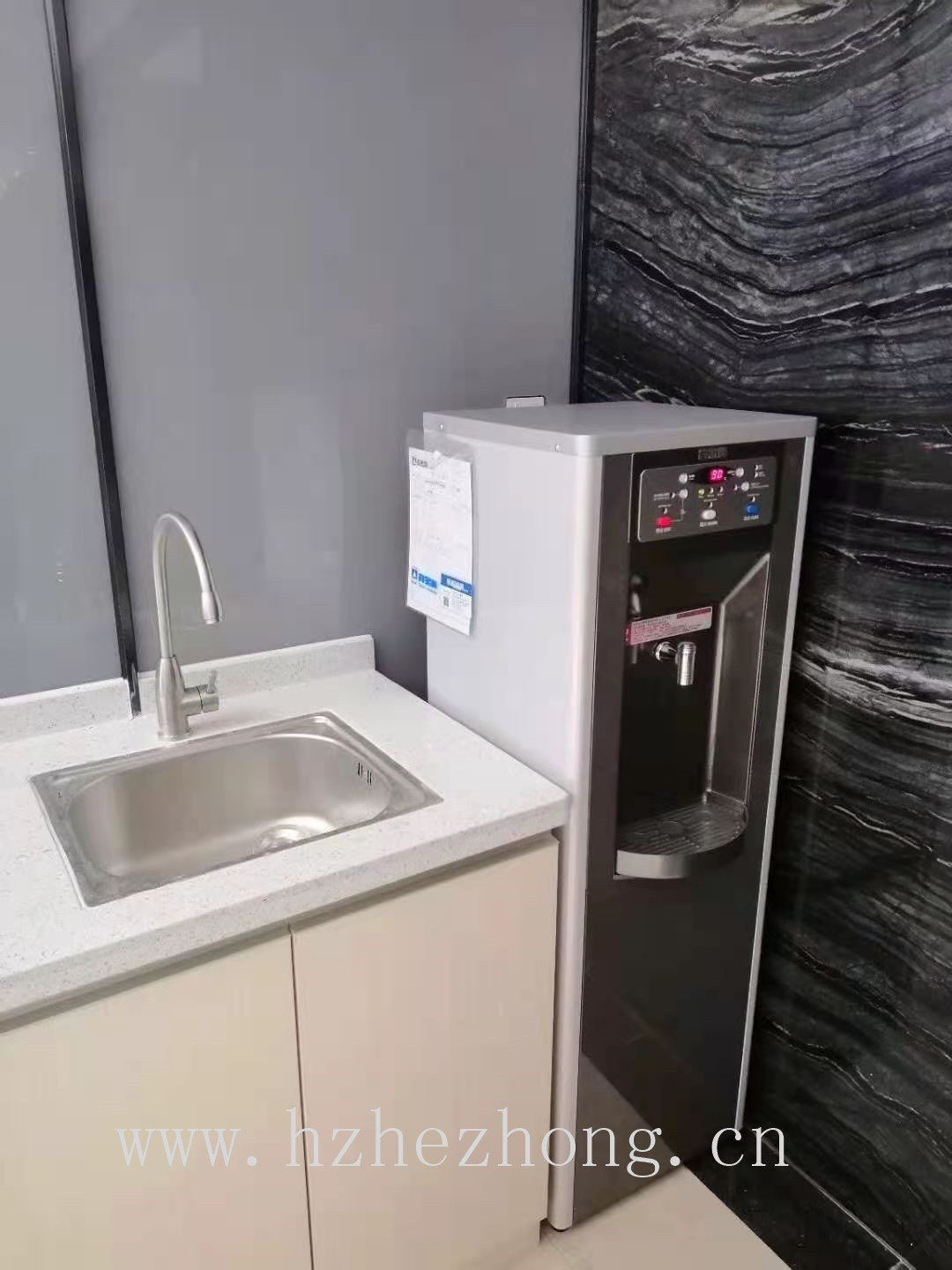 MLS Co.,Ltd. Use ACUO brand water dispenser